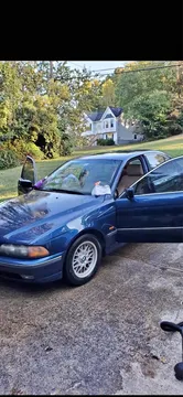 1999 BMW 5 Series 528xi Sedan 4D