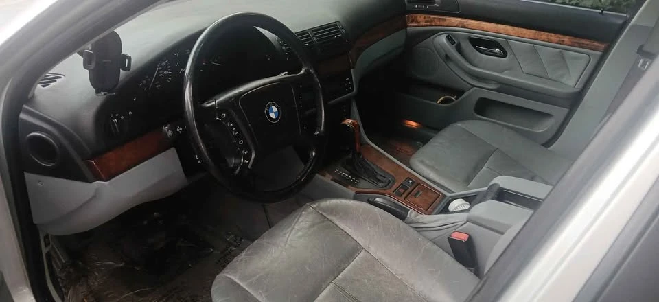 1999 BMW E39 540i - Image 8 of 8