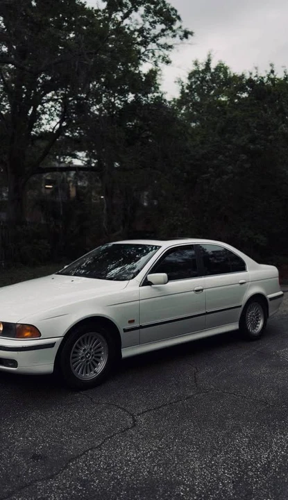 1999 BMW E39 540i - Image 2 of 10