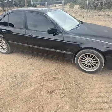 1999 BMW 5 Series 540i Sedan 4D