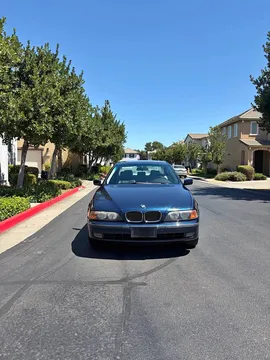 1999 BMW 5 Series 540i Sedan 4D