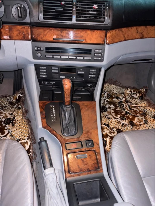 1999 BMW E39 540i - Image 7 of 8