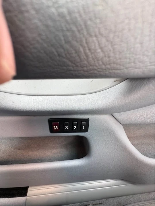 1999 BMW E39 5 Series - Image 18 of 19