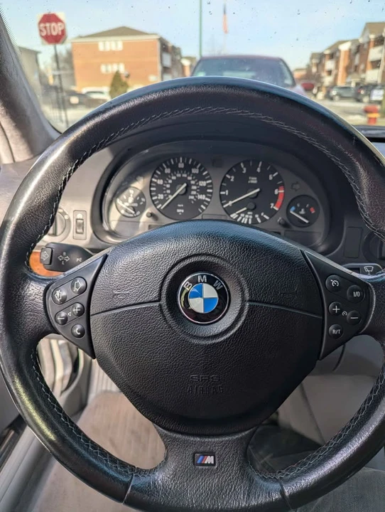 1999 BMW E39 540i - Image 10 of 13