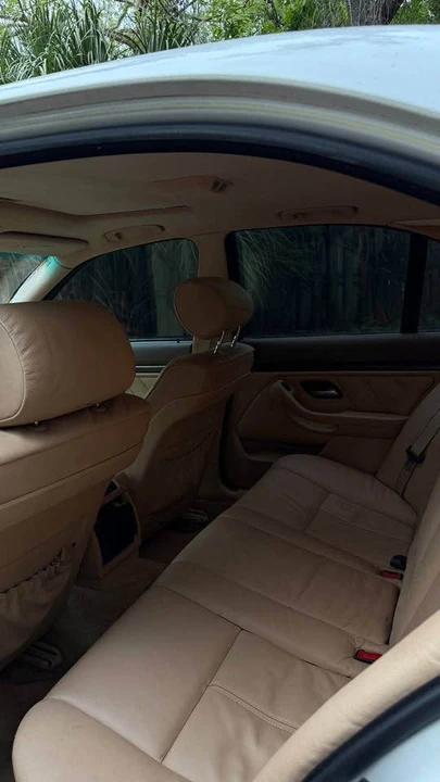 1999 BMW E39 540i - Image 8 of 10