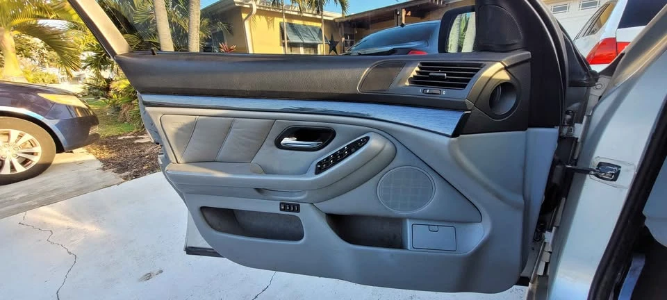 1999 BMW E39 540i - Image 8 of 10