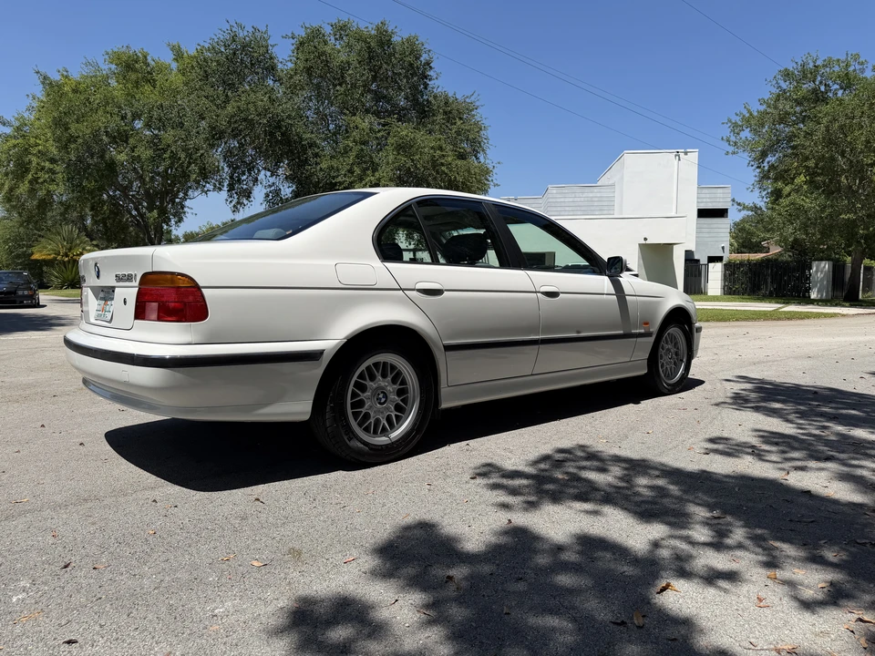 1999 BMW E39 5 Series - Image 16 of 31