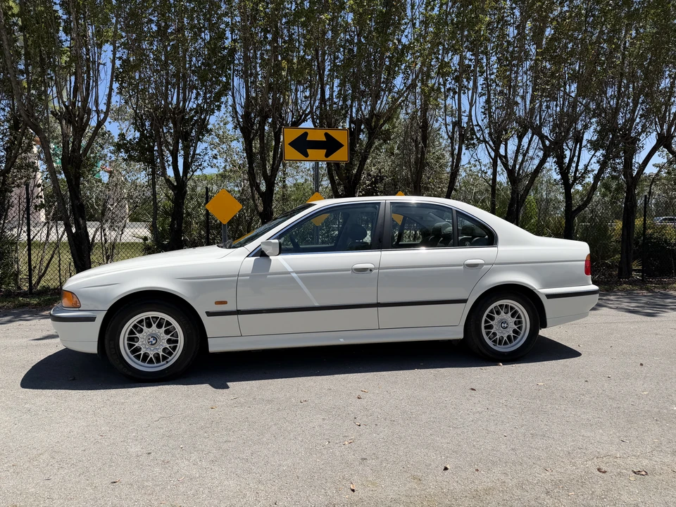 1999 BMW E39 5 Series - Image 2 of 31