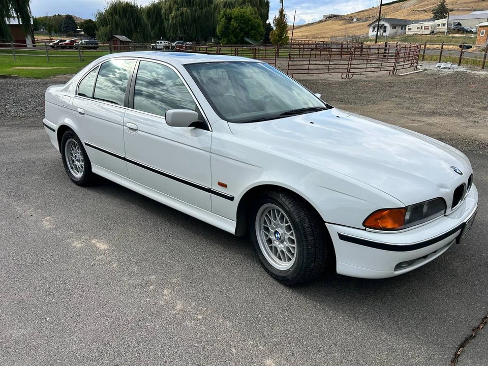 1999 BMW E39 5 Series - Image 2 of 20