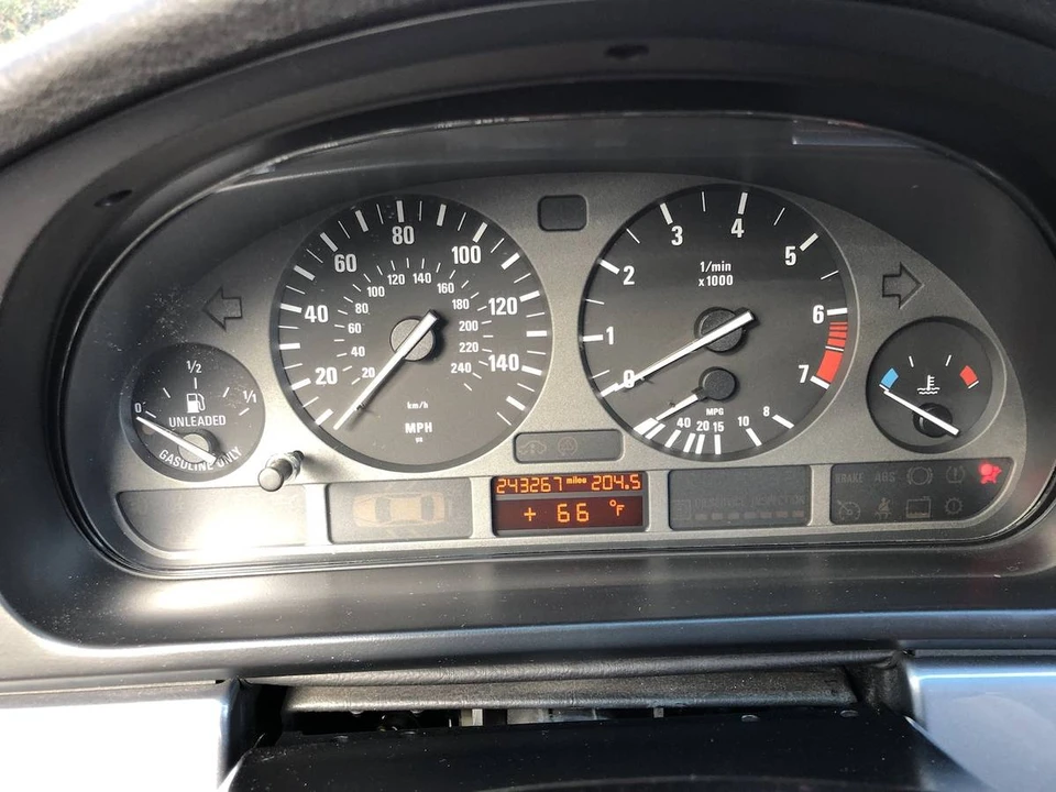 1999 BMW E39 5 Series - Image 9 of 12