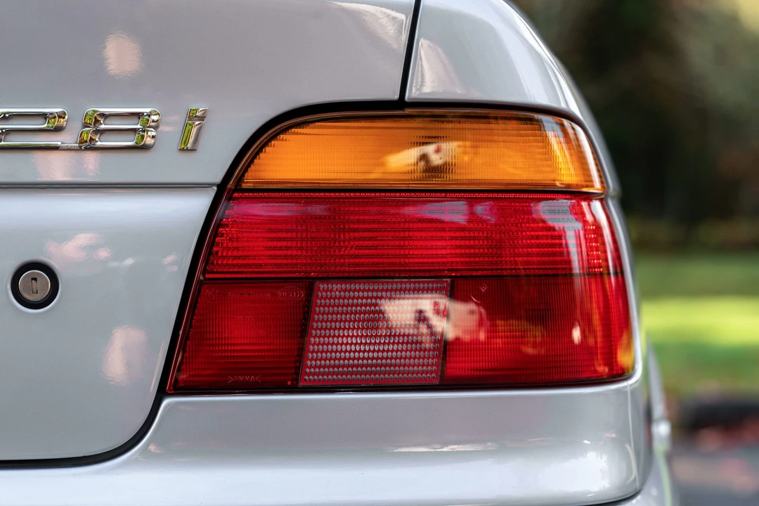 1999 BMW E39 5 Series - Image 15 of 31