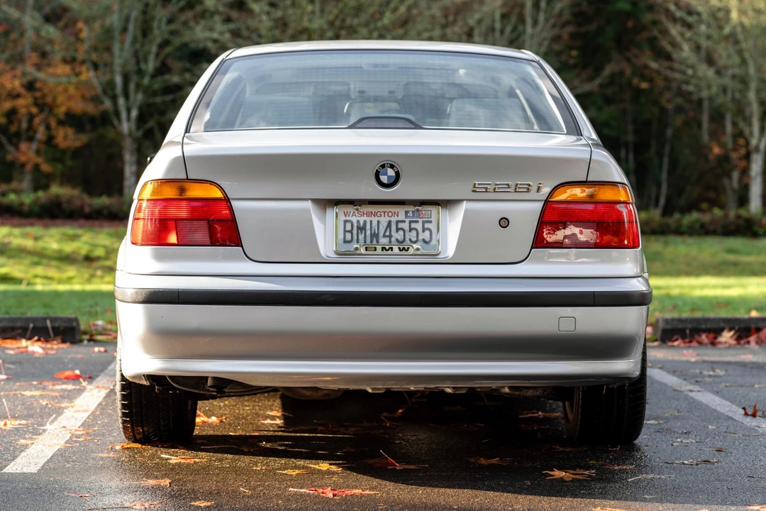 1999 BMW E39 5 Series - Image 11 of 31