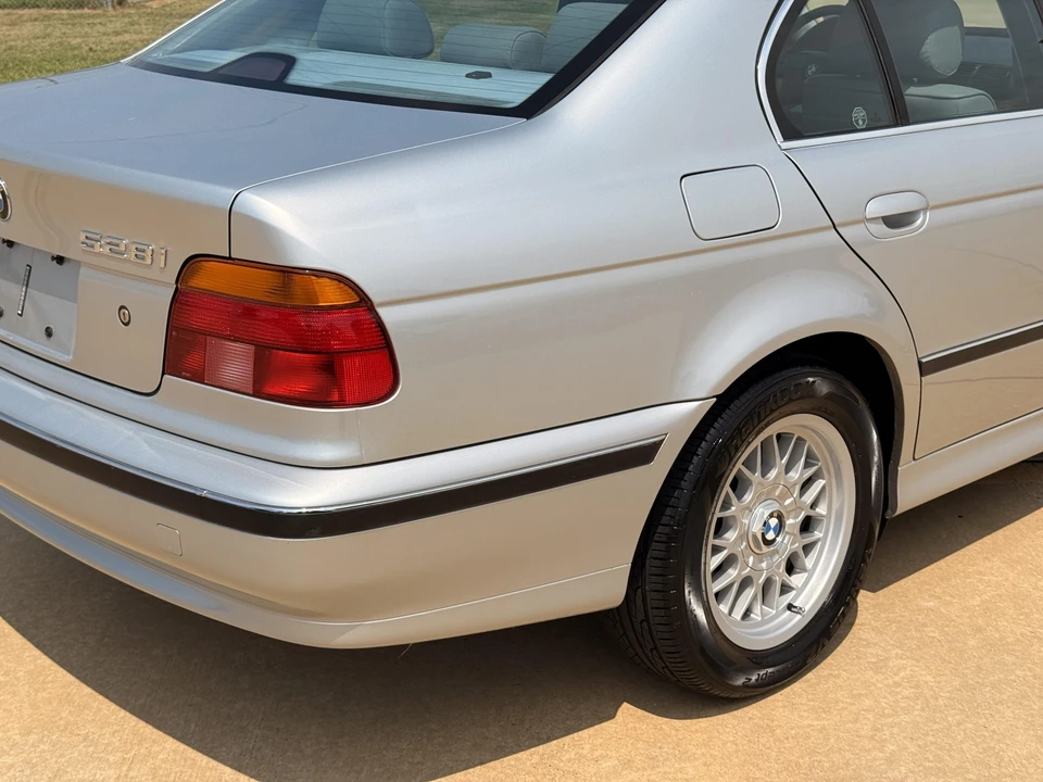 1999 BMW E39 5 Series - Image 15 of 31