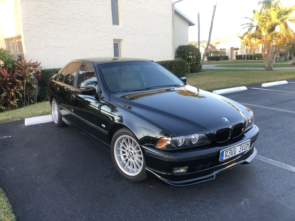 1999 BMW E39 540i - Image 10 of 31