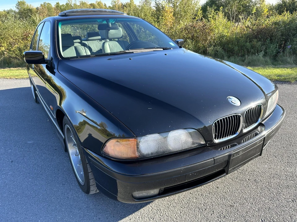 1999 BMW E39 540i - Image 30 of 31