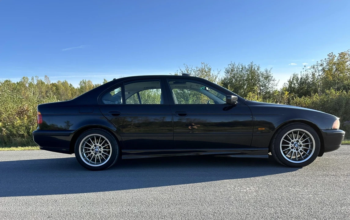 1999 BMW E39 540i - Image 23 of 31