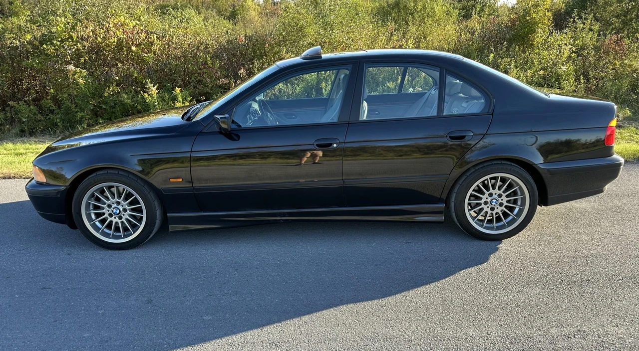 1999 BMW E39 540i - Image 10 of 31