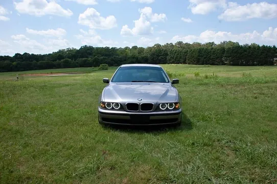 1999 BMW 540i Sedan
