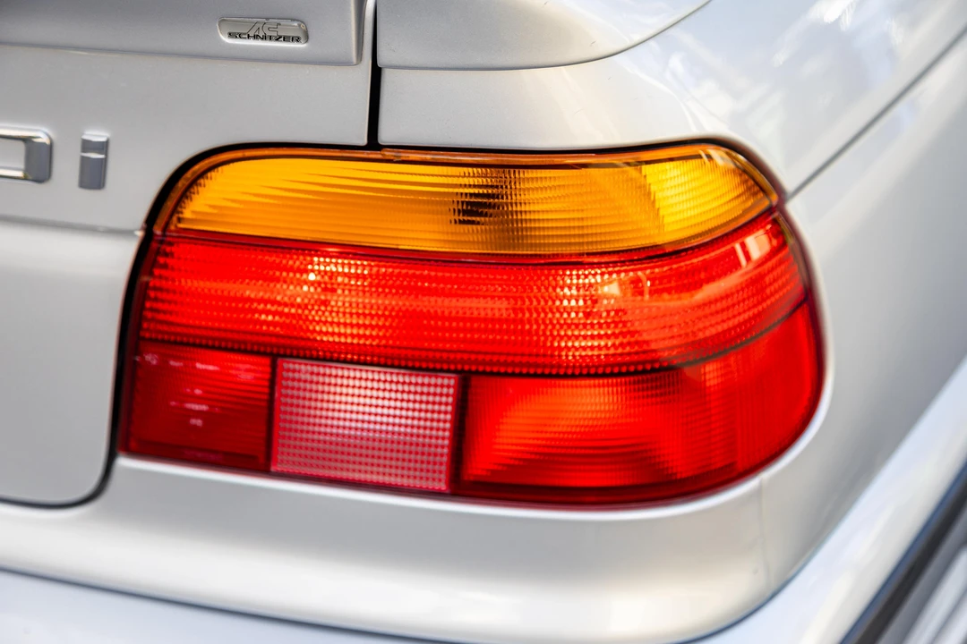 1999 BMW E39 540i - Image 20 of 31