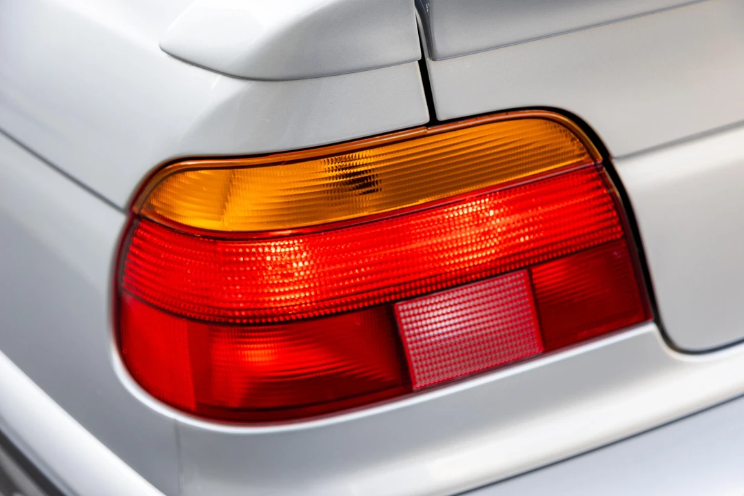 1999 BMW E39 540i - Image 15 of 31