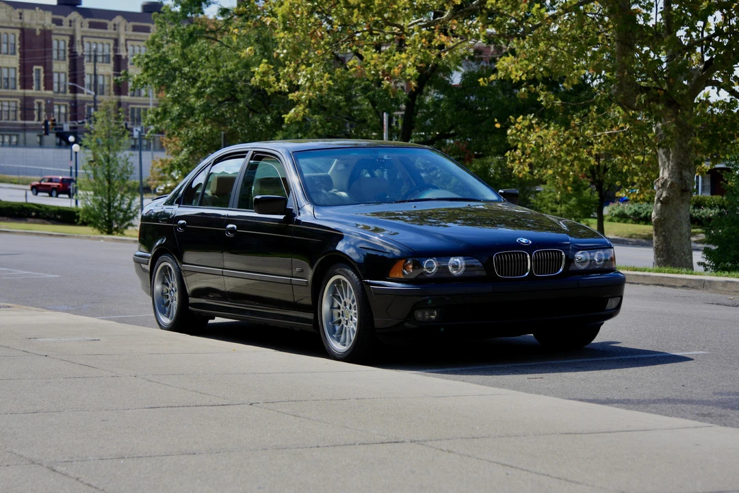 1999 BMW E39 540i - Image 14 of 31