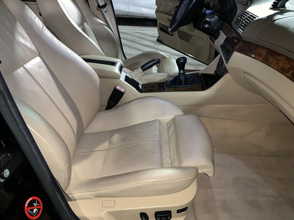 1999 BMW E39 540i - Image 30 of 31