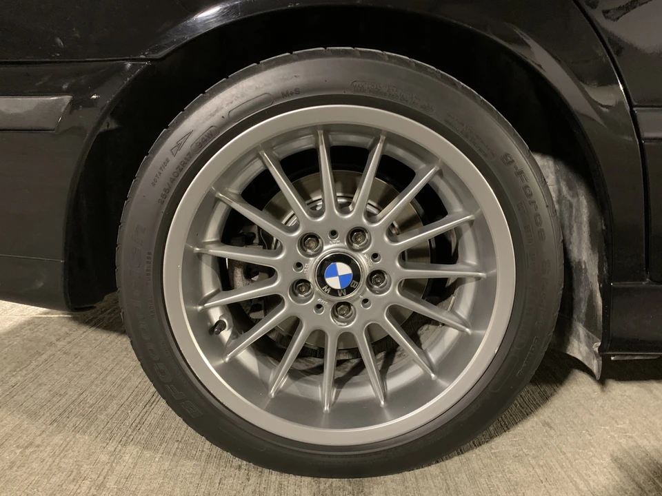 1999 BMW E39 540i - Image 23 of 31