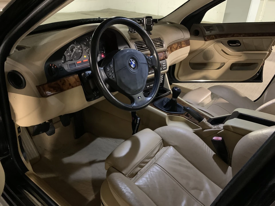 1999 BMW E39 540i - Image 24 of 31