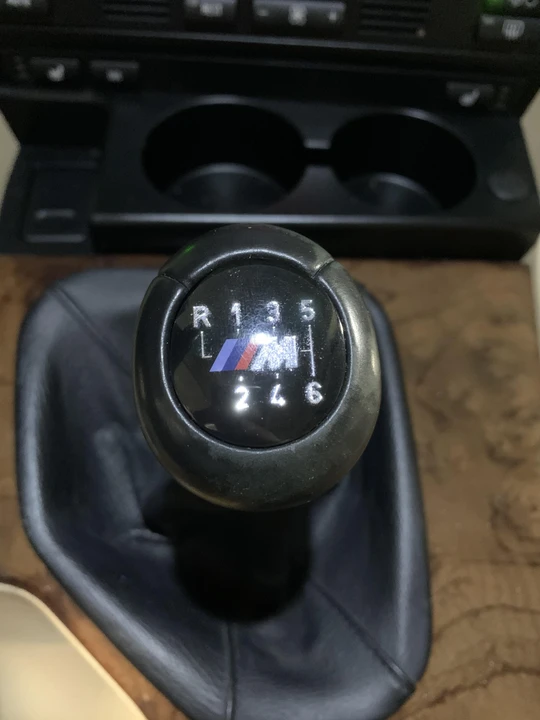 1999 BMW E39 540i - Image 25 of 31