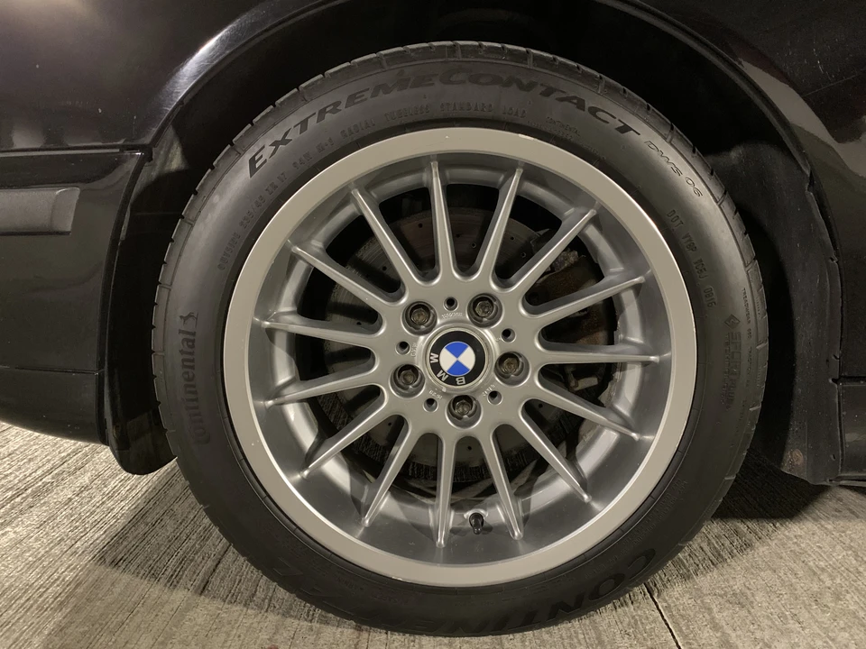 1999 BMW E39 540i - Image 22 of 31