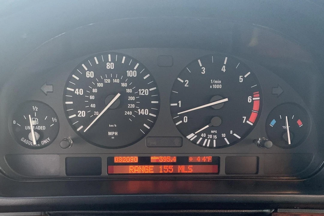 1999 BMW E39 540i - Image 27 of 31