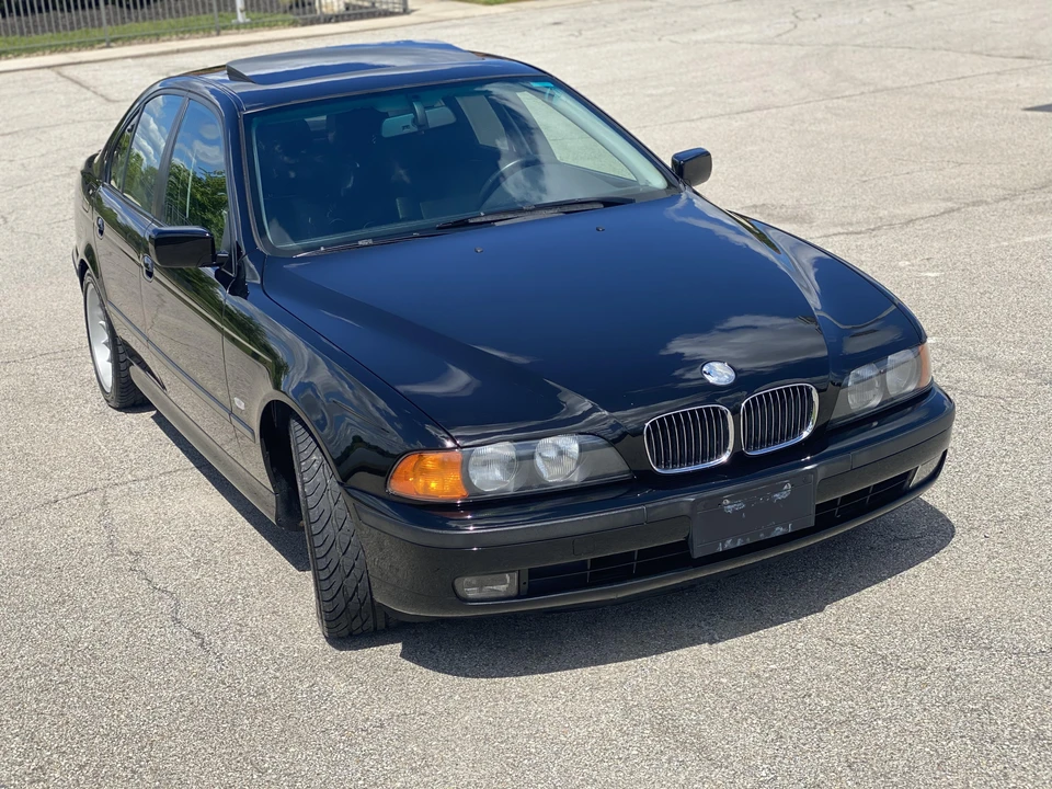 1999 BMW E39 540i - Image 16 of 31