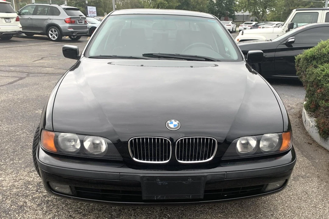1999 BMW E39 540i - Image 7 of 31