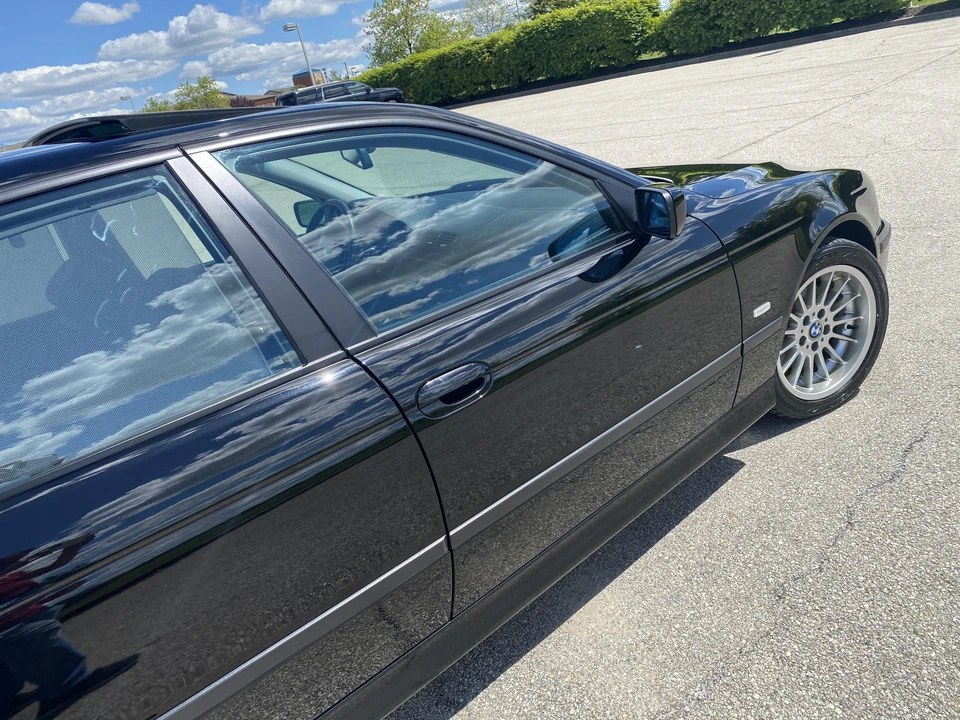 1999 BMW E39 540i - Image 19 of 31