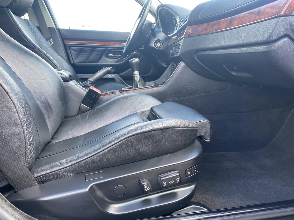 1999 BMW E39 540i - Image 28 of 31