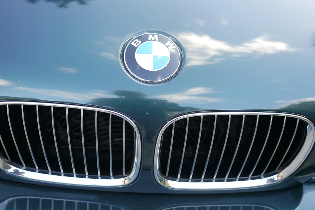 1999 BMW E39 540i - Image 18 of 31