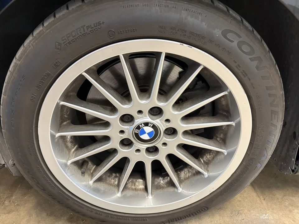 1999 BMW E39 540i - Image 24 of 31