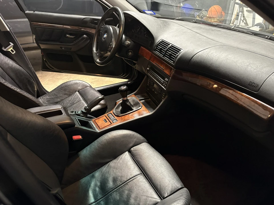 1999 BMW E39 540i - Image 30 of 31