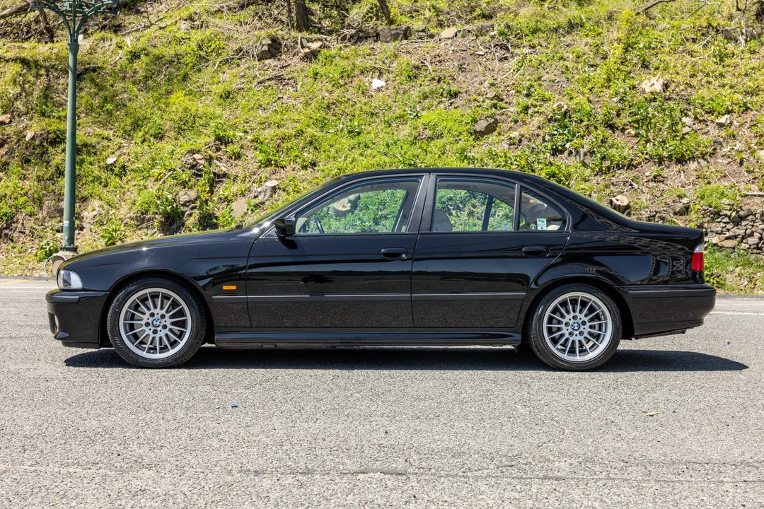 1999 BMW E39 540i - Image 3 of 31