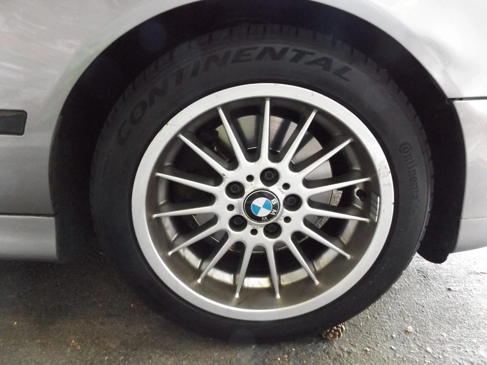 1999 BMW E39 540i - Image 27 of 31