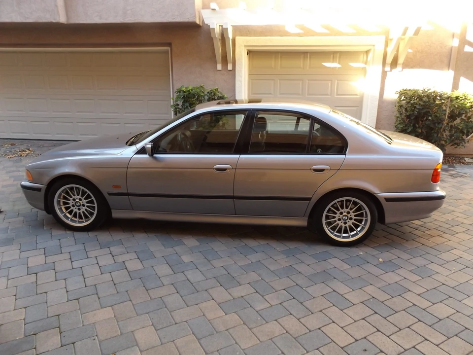 1999 BMW E39 540i - Image 6 of 31