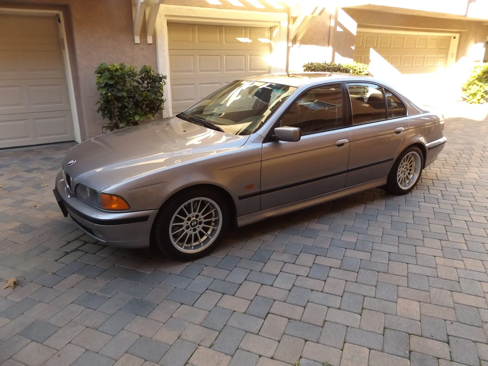 1999 BMW E39 540i - Image 3 of 31
