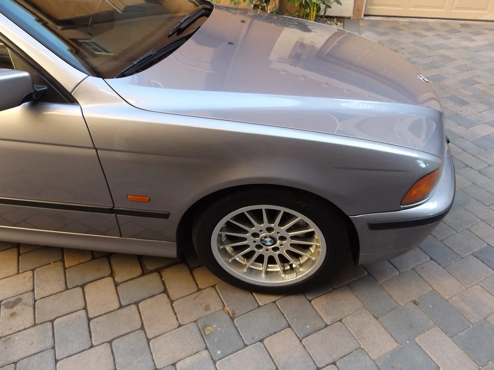 1999 BMW E39 540i - Image 13 of 31