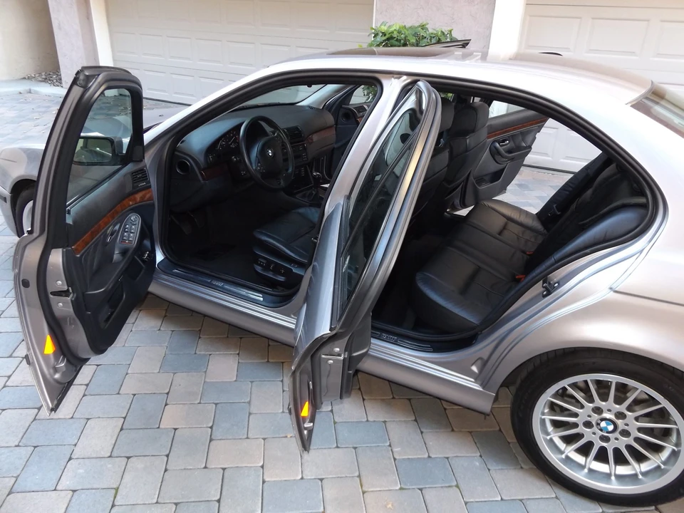 1999 BMW E39 540i - Image 9 of 31