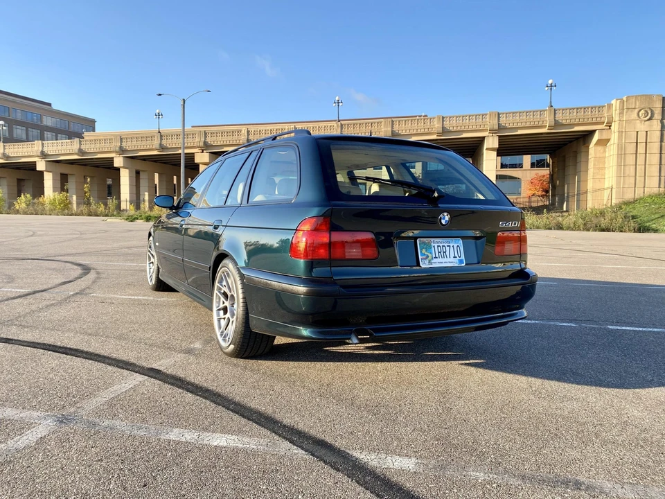 1999 BMW E39 540i - Image 13 of 31
