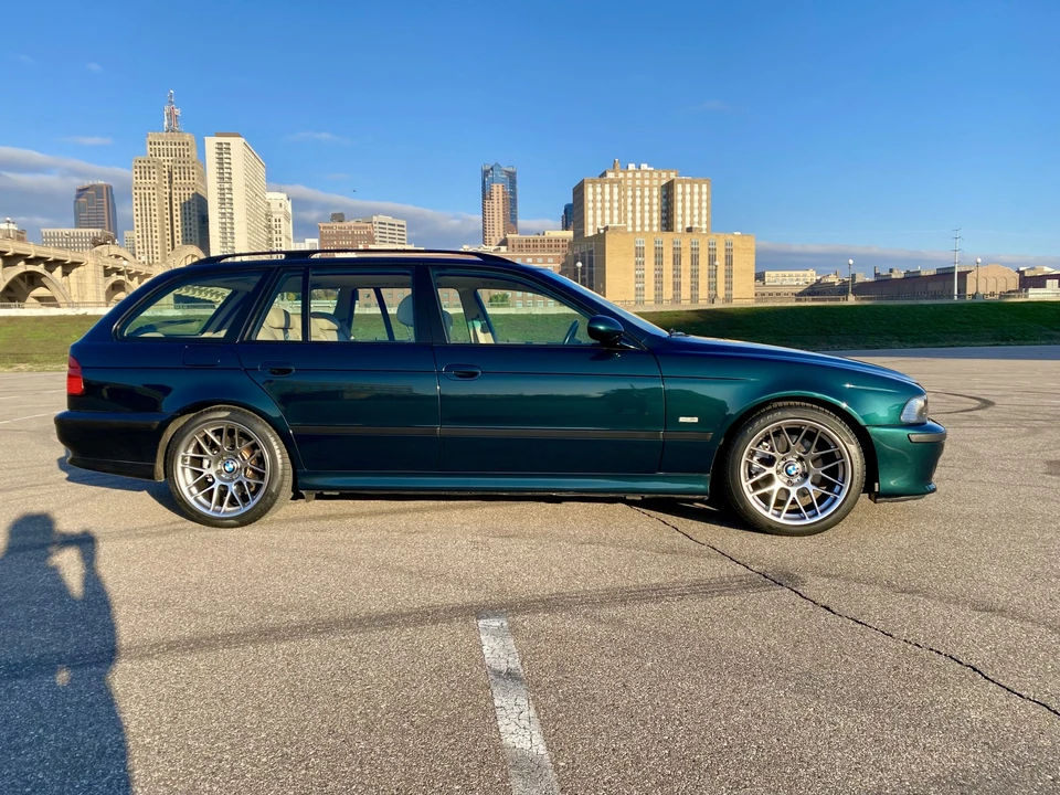 1999 BMW E39 540i - Image 9 of 31