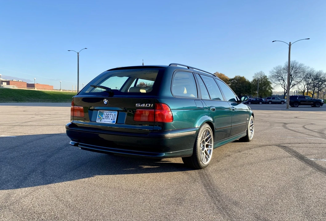 1999 BMW E39 540i - Image 12 of 31