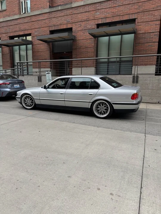 1999 BMW E38 7 Series - Image 4 of 13