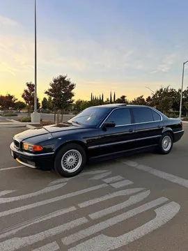 1999 BMW 7 Series 740Li Sedan 4D