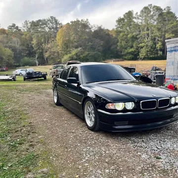 1999 BMW 7 Series 740iL Sedan 4D